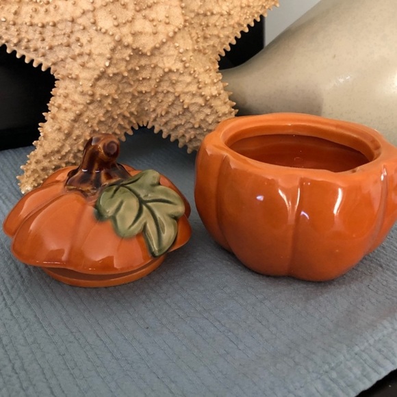 Sonoma Pumpkin Spice Candle - Picture 2 of 4